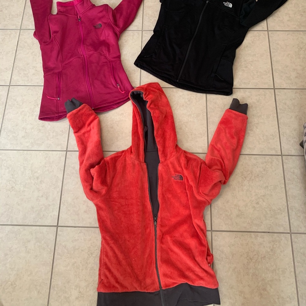 Lot of  Bundle The North Face Small Wont Last